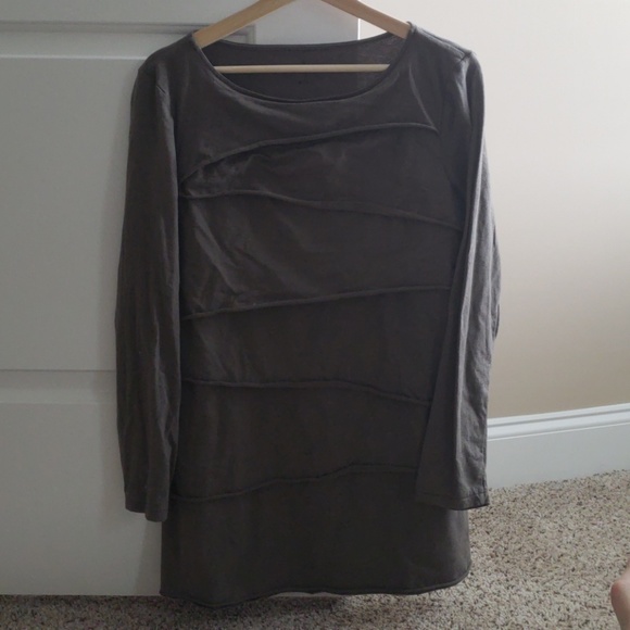 Dark green/gray top - Picture 1 of 2